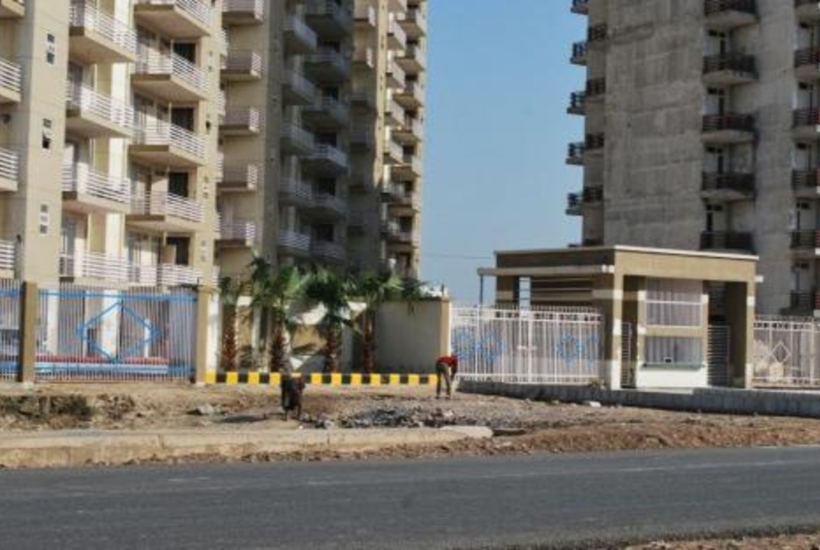 SLF Anushree Apartments Faridabad